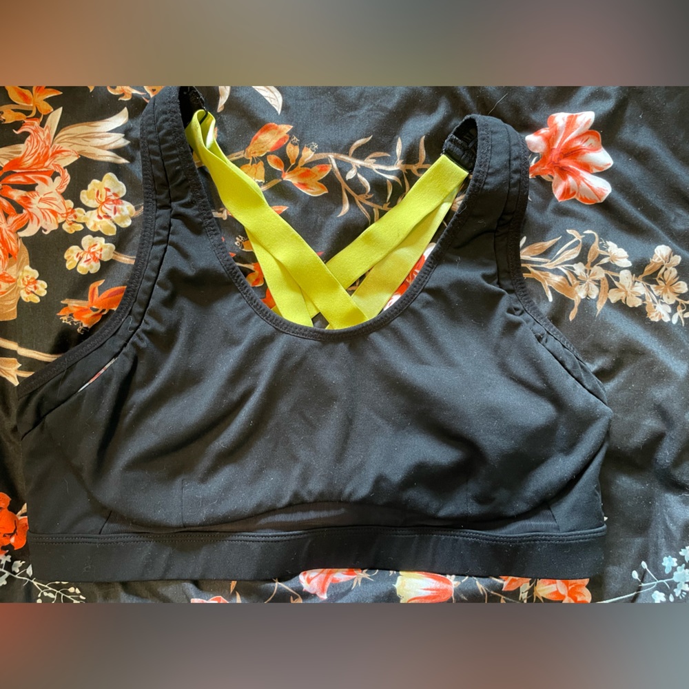 Black and Lime Green Fabletics Sports Bra Free Shipping
